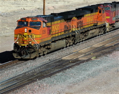 BNSF's 5359 and 5459.JPG