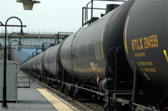 Tank car
                train rolling east through Brunswick.JPG