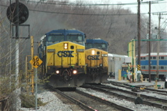 CSX #9008
                CW44-9 with empty autoracks.JPG