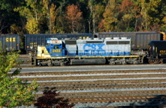 CSX SD40-2
                working the hump.JPG