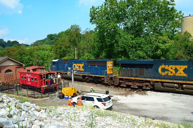 First train passes Ellicott City Station after
        derailment