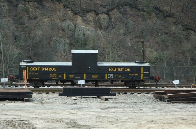 CSX Scale Test Car opposite view.JPG