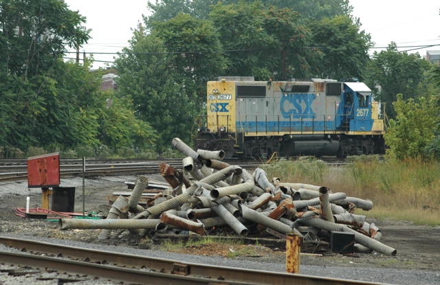 CSX GP40-2 Engine 2677.JPG