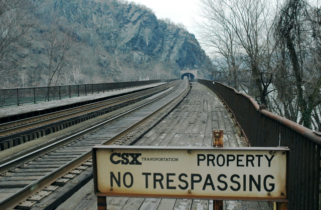 HF amtrak Bridge.JPG