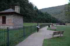 Horseshoe Curve Viewing Area.JPG