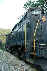 GP9 longhood.JPG