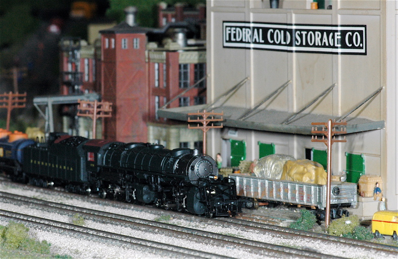 Cold Storage Trackside on BANTrak Layout.JPG