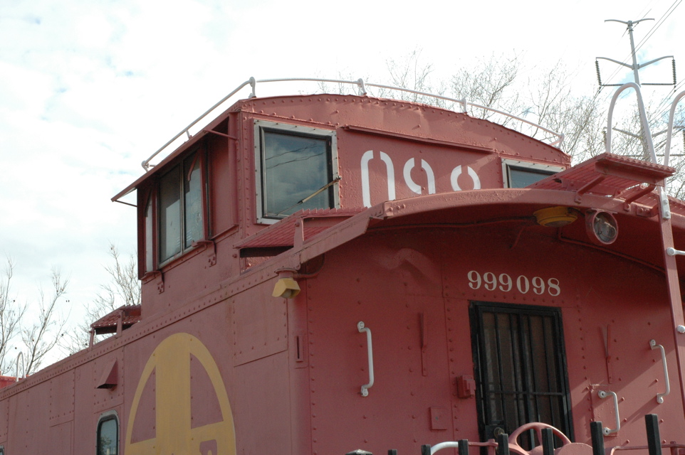 Caboose 999098.JPG