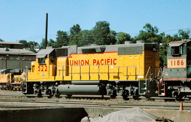 UP GP38-2 #522.JPG